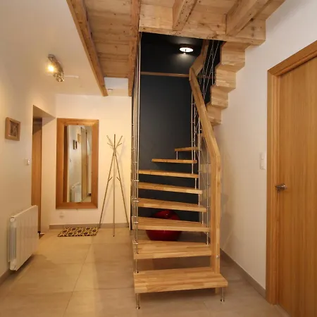 Apartment Duplex T3 Au Mont-dore, A 300m Des Thermes, Avec Parking Et Wifi ! - Fr-1-608-151 *